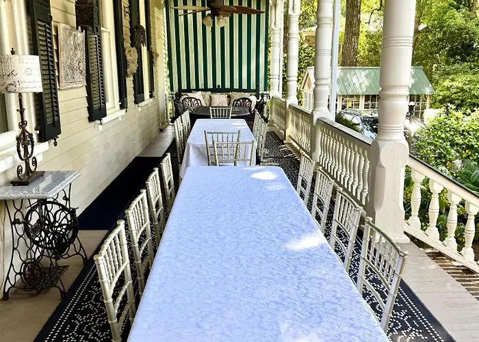 Flowertown Bed And Breakfast Summerville