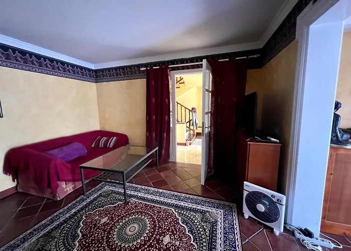 "Flora B&B "- Rooms In Privat Home Habitaciones En Una Casa Privada