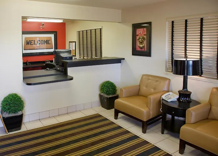 Extended Stay America Select Suites - Greensboro - Wendover Ave - Big Tree Way