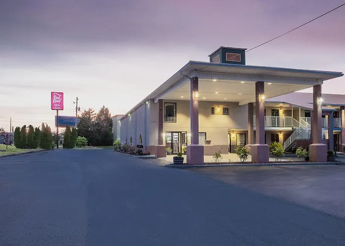 Red Roof Inn & Suites Rome