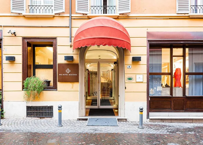 Phi Hotel Bolonia
