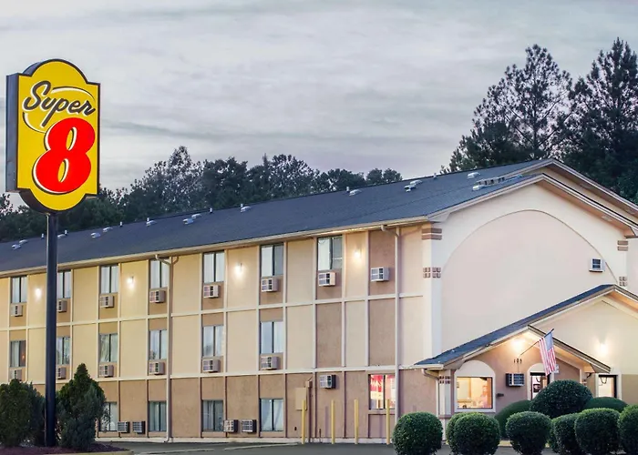 Super 8 By Wyndham Warner Robins Motel