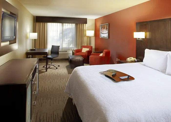 Hampton Inn Phoenix - Biltmore