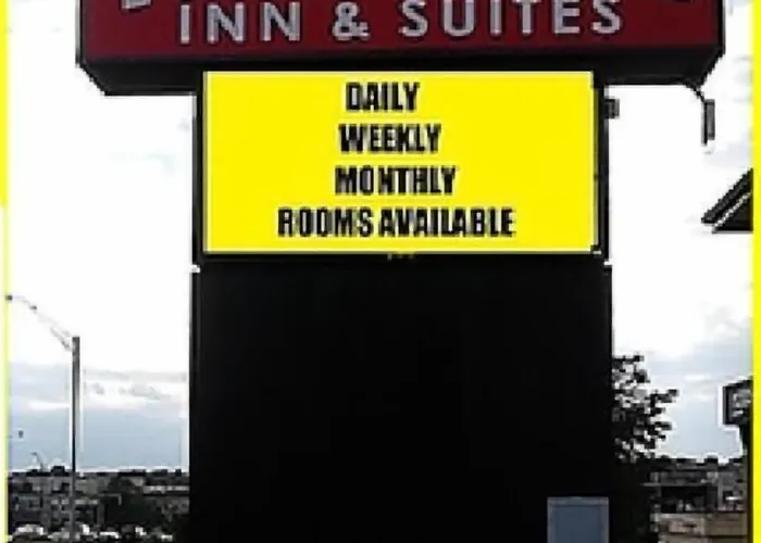 Townhouse Inn & Suites Omaha