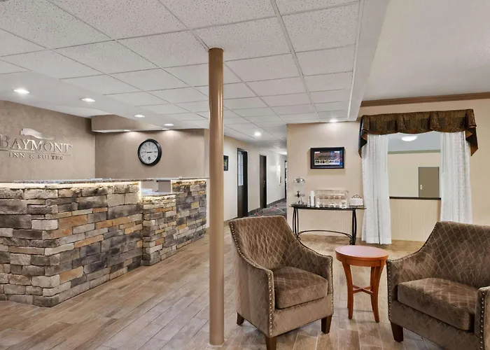 Baymont By Wyndham Belleville Airport Area Free Airport Shuttle