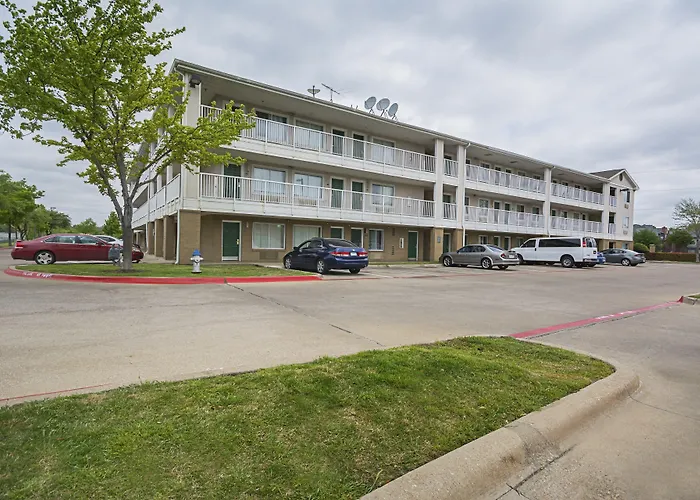 Hometowne Studios By Red Roof Dallas - Mesquite