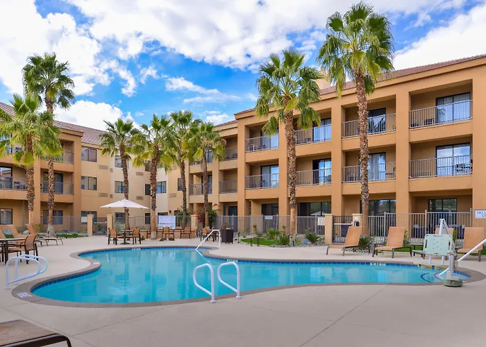 Courtyard Palm Desert