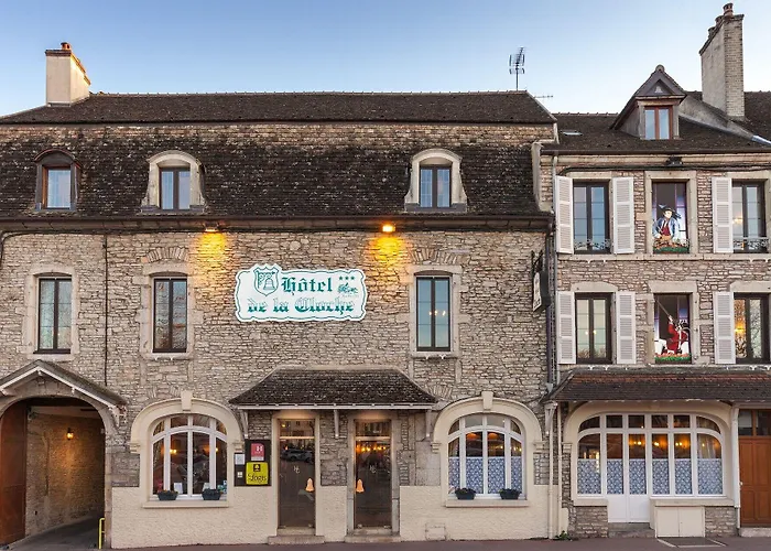 Hotel De La Cloche