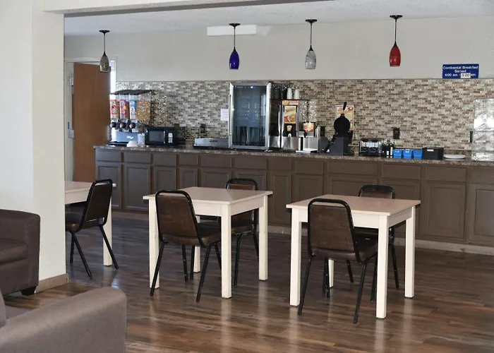 Microtel Inn & Suites By Wyndham Fond Du Lac