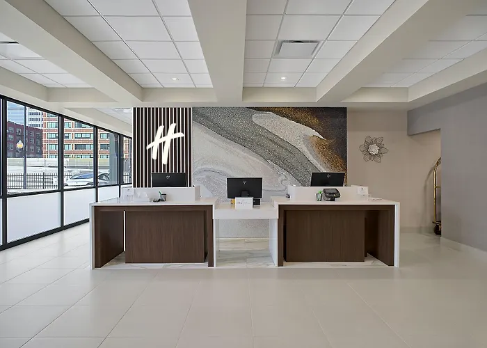 Holiday Inn Hotel & Suites Chicago - Downtown, An Ihg Hotel