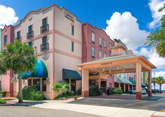 Hampton Inn & Suites Amelia Island-Historic Harbor Front Fernandina Beach