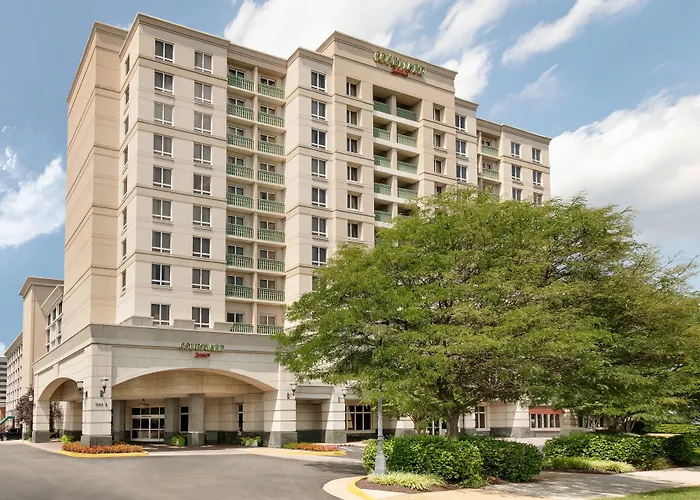 Courtyard By Marriott Tysons Mclean Hotel Tysons Corner