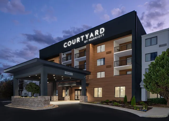Courtyard By Marriott Decatur