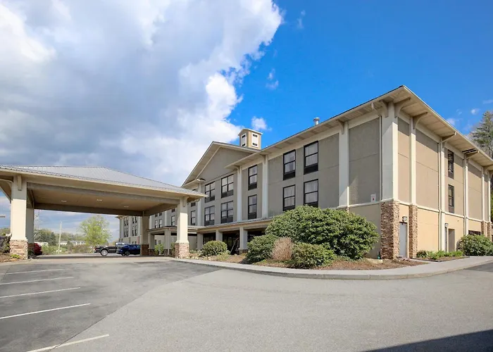 Quality Inn & Suites Boone - University Area