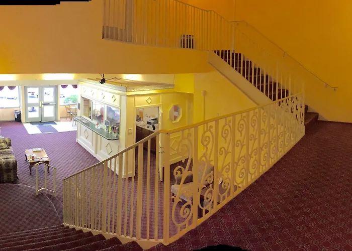 Econo Lodge Reading Airport