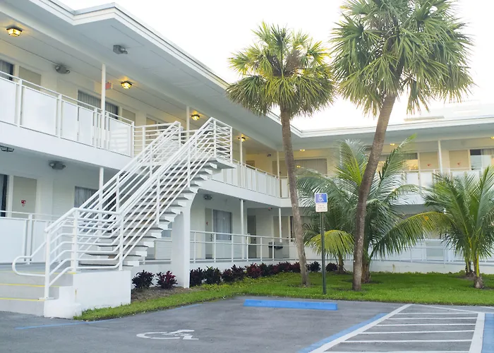Collins Hotel Miami Beach