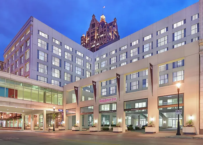 Residence Inn Milwaukee Downtown