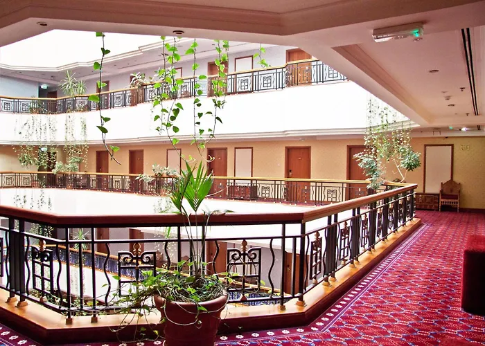 Regent Palace Hotel