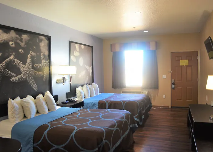 Super 8 By Wyndham Galveston Hotel