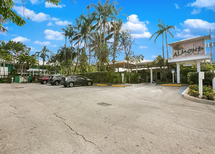 Almond Tree Inn - Adults Only