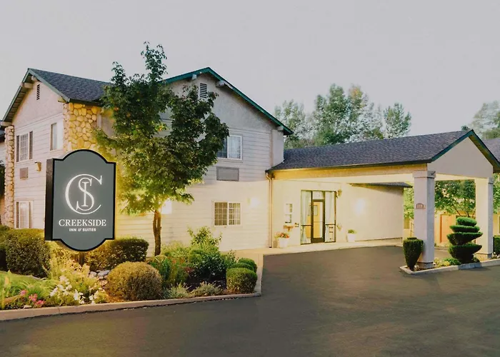 Creekside Inn & Suites Willits