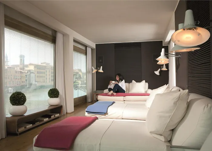 Hotel Continentale - Lungarno Collection