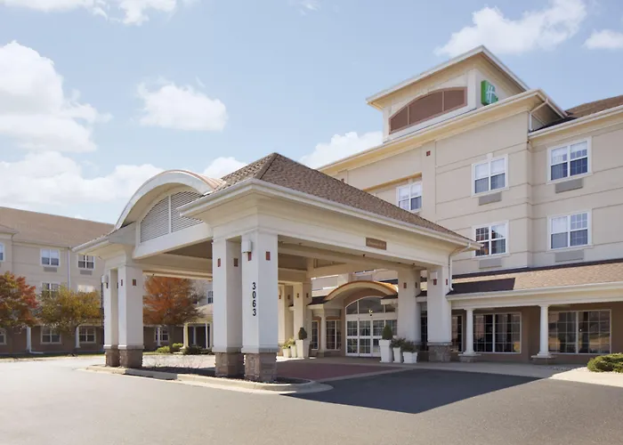 Holiday Inn Grand Rapids-Airport By Ihg Cascade