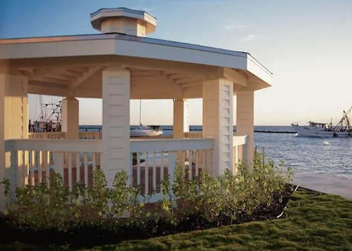 Lighthouse Inn At Aransas Bay Rockport