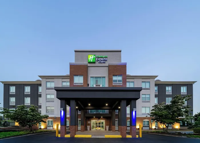 Holiday Inn Express Hotel & Suites Woodbridge By Ihg