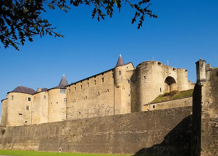 Hôtel Le Château Fort de Sedan