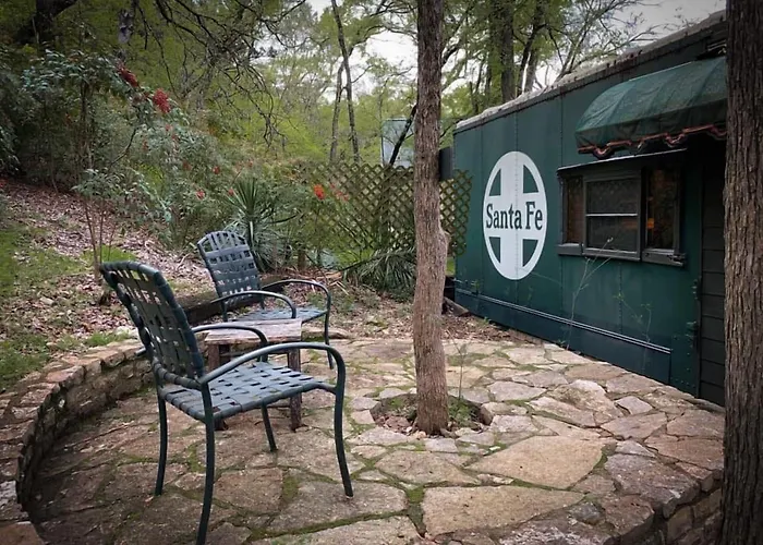 Country Woods Inn