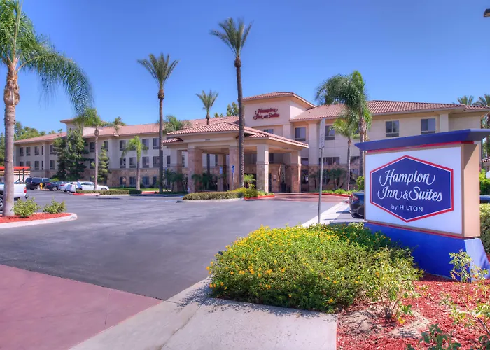 Hampton Inn & Suites Ontario