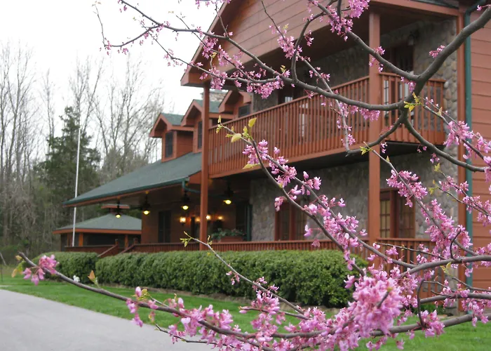 Berry Springs Lodge Sevierville