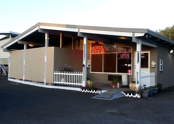 Grays Harbor Inn & Suites