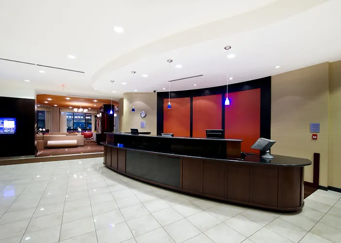 Courtyard By Marriott Mississauga-Airport Corporate Centre West Hotel