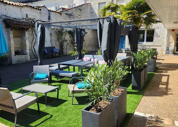 Cit'Hotel Le Cheval Blanc Cognac