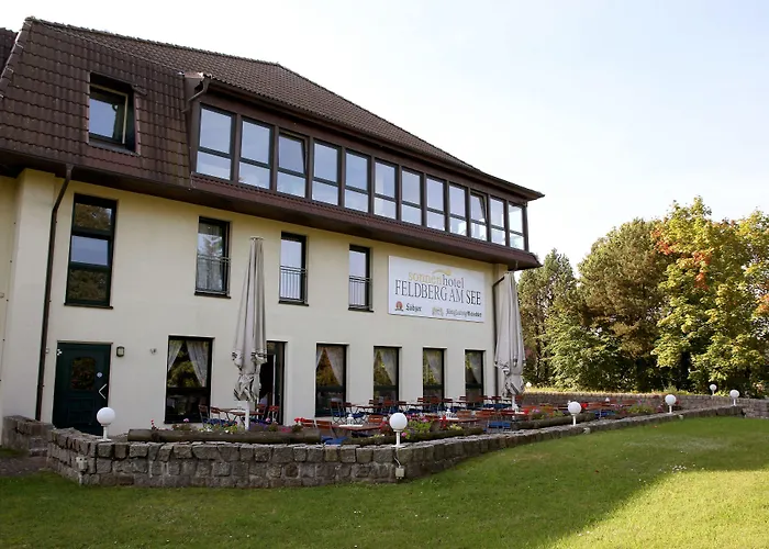 Sonnenhotel Feldberg am See Feldberger Seenlandschaft