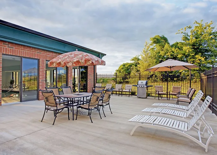 Holiday Inn Express & Suites Dyersburg By Ihg