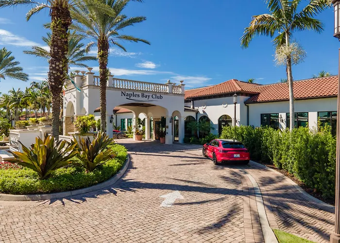 Naples Bay Resort And Marina