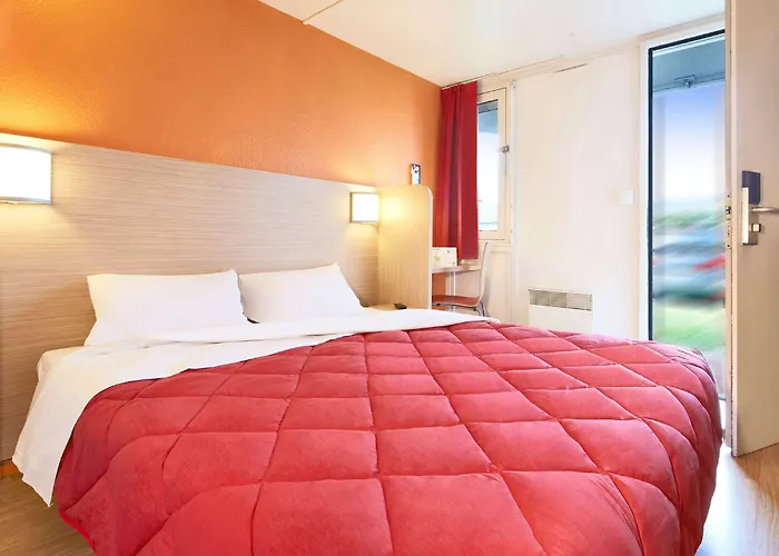 Premiere Classe Paris Ouest - Nanterre - La Defense