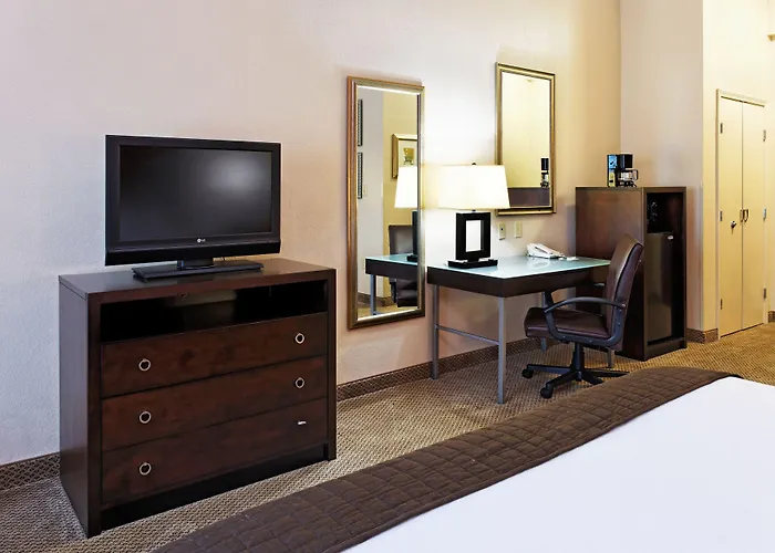 Holiday Inn Hotels Batesville By Ihg