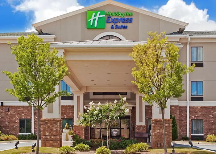 Austell Hotels