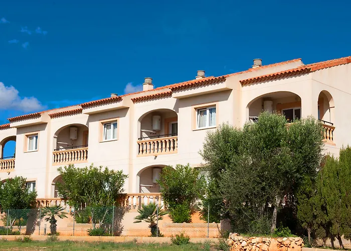 Hoteles en Cala Romàntica