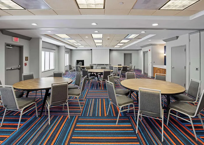 Hampton Inn & Suites Murfreesboro