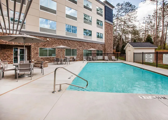 Holiday Inn Express Hotel & Suites Canton By Ihg