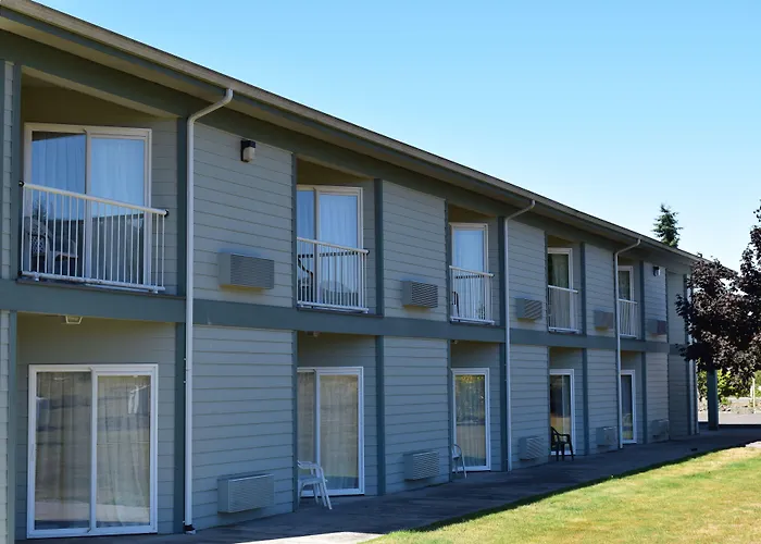 Dew Drop Inn