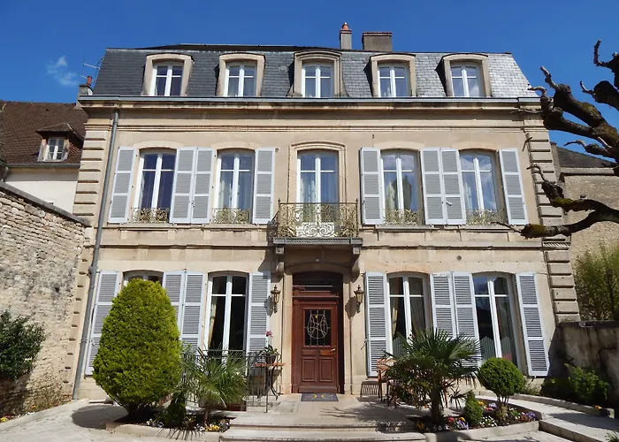L'Hotel
