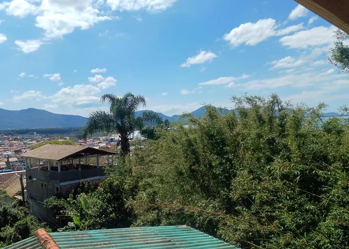 Maia House Hostal