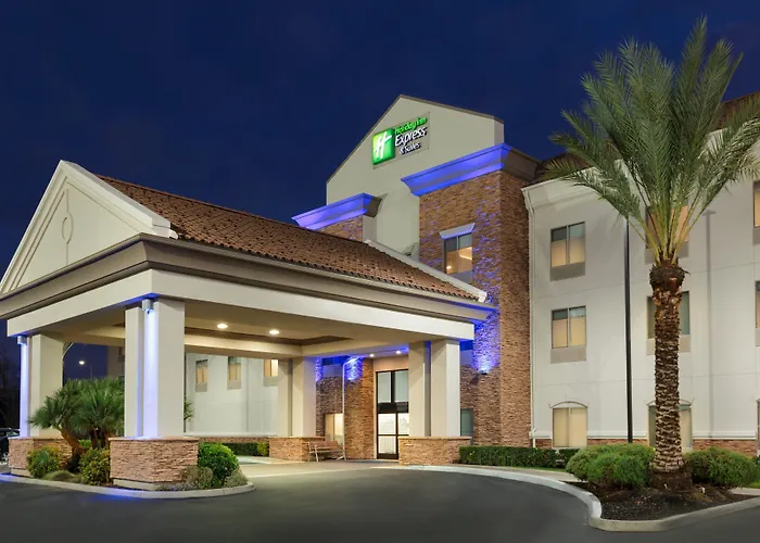 Holiday Inn Express & Suites Merced - Yosemite Natl Pk Area By Ihg