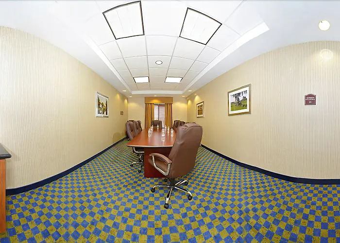 Comfort Suites Lancaster Amish Country